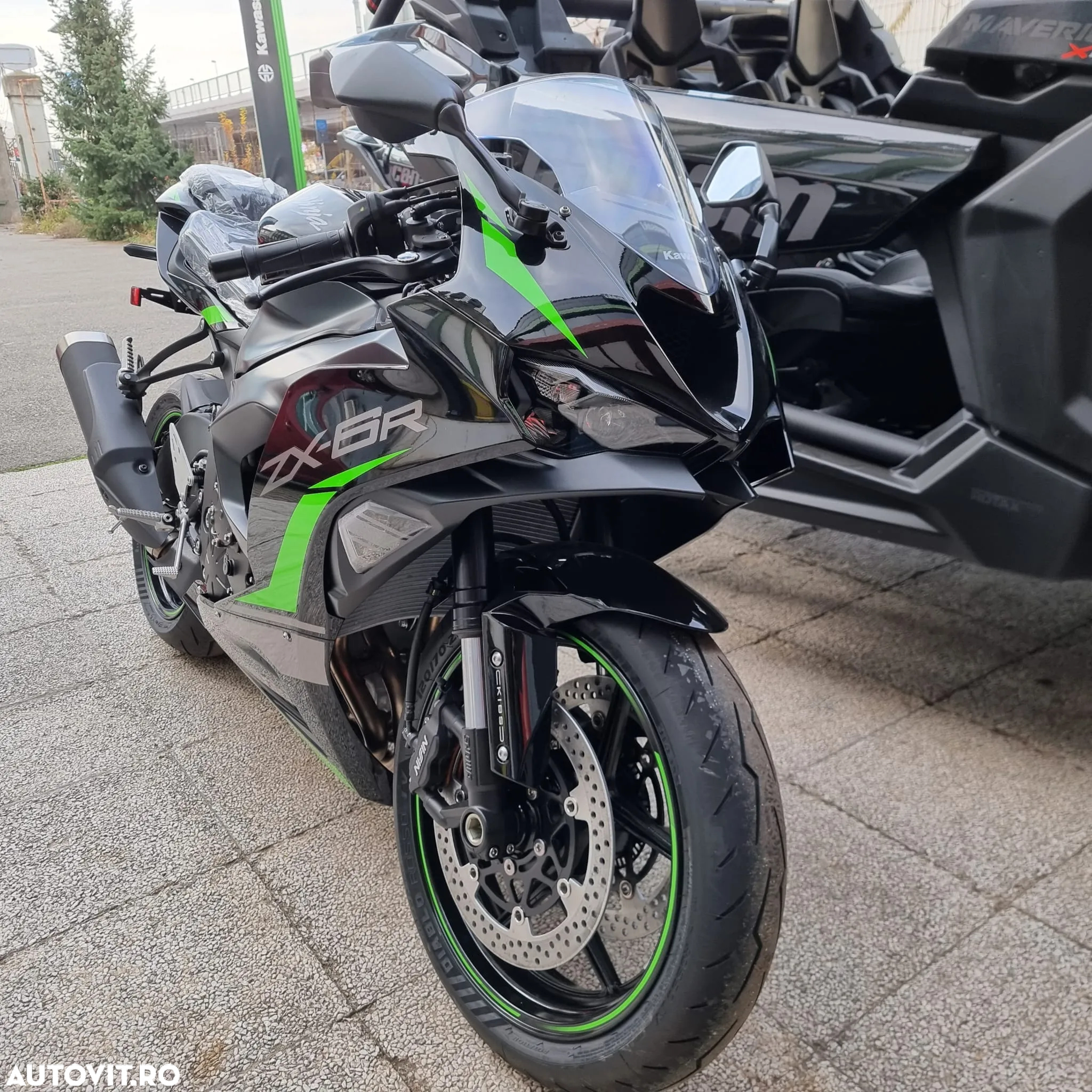 Kawasaki ZX-6R Ninja KRT Edition - 2