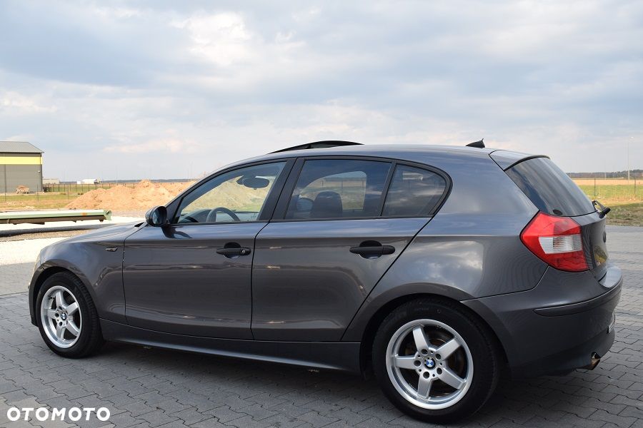BMW Seria 1 116i - 4