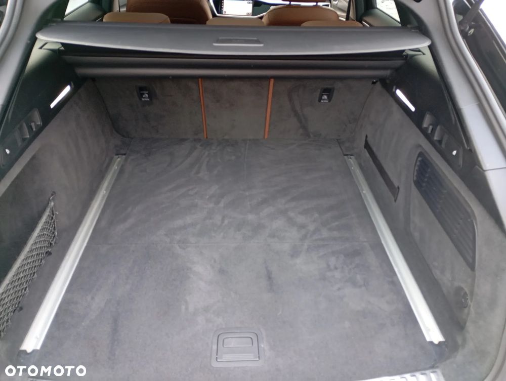 Audi A6 Avant 40 TDI quattro S tronic design - 31