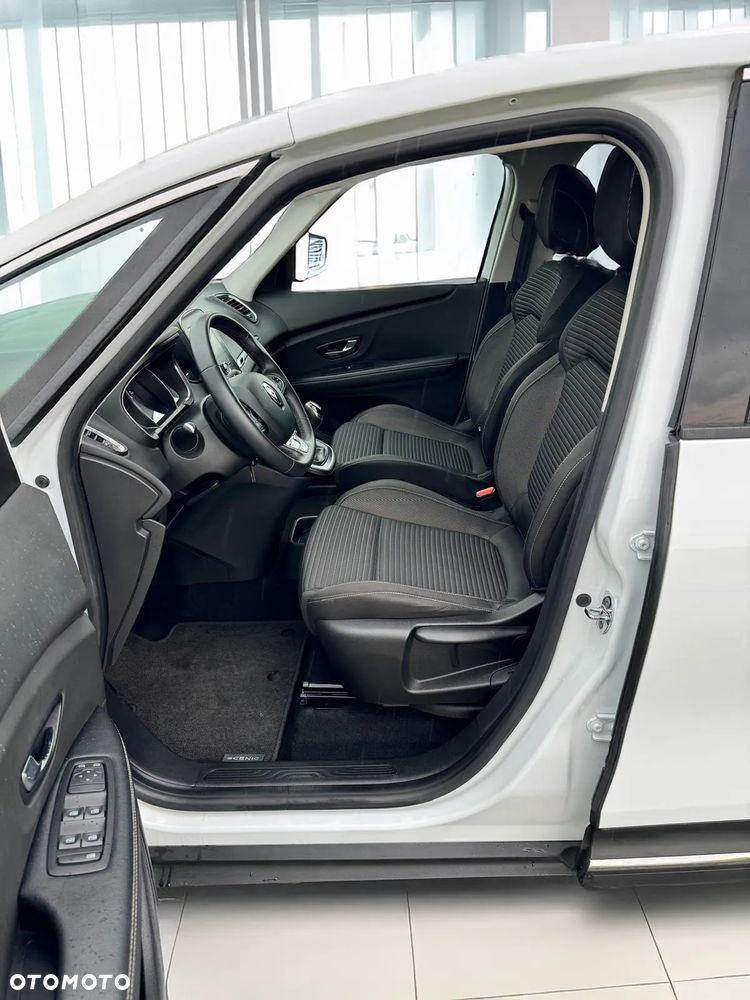 Renault Scenic - 11