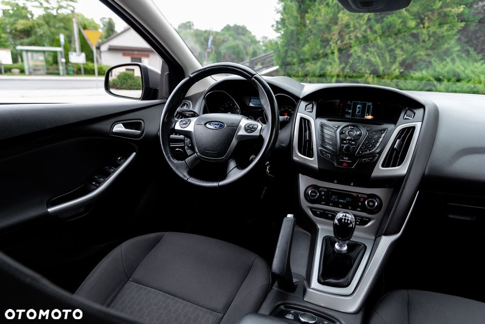 Ford Focus 1.0 EcoBoost Start-Stopp-System TREND - 25