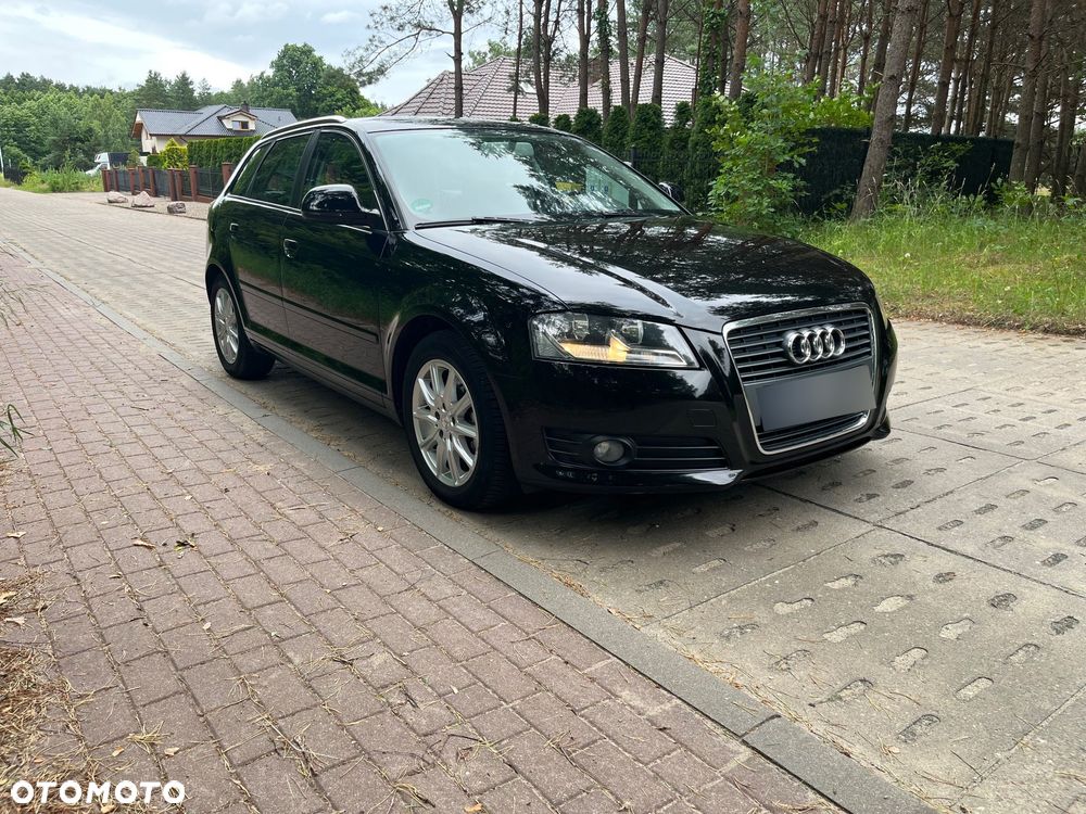 Audi A3 Sportback - 2
