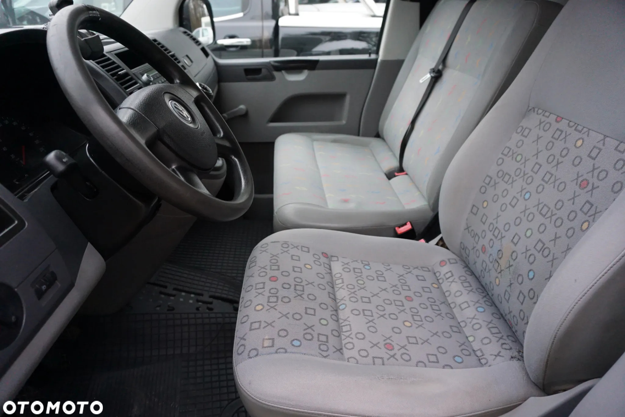 Volkswagen Transporter Caravelle Kurz DPF Comfortline - 8