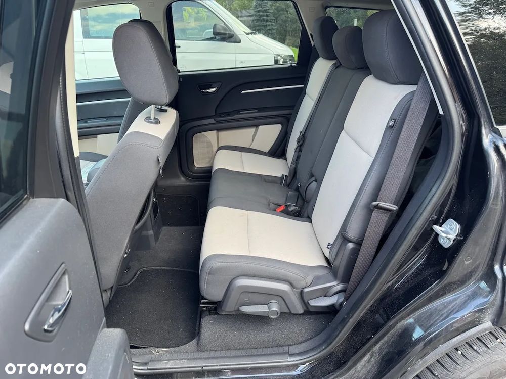 Dodge Journey - 10