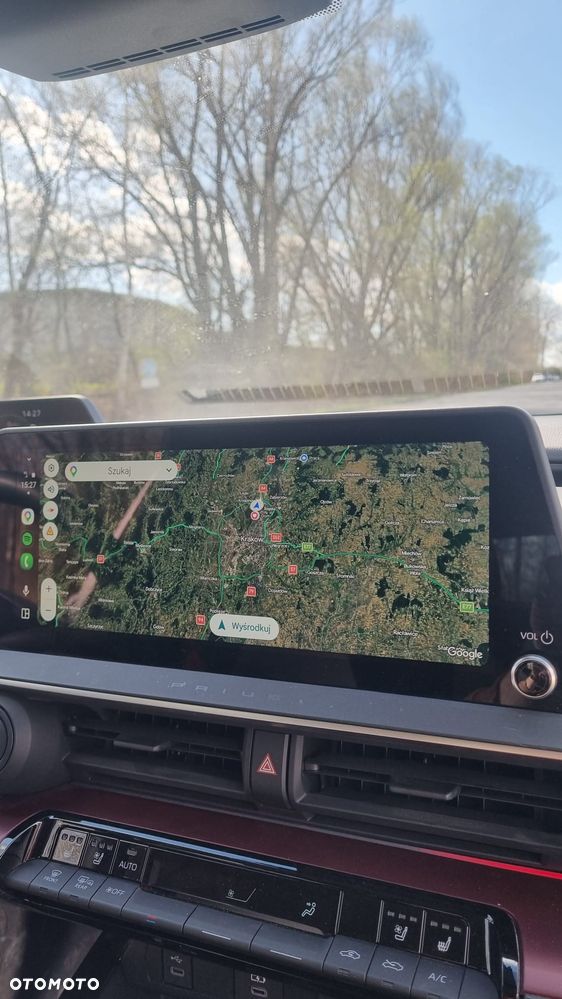 Toyota Prius Hybrid Executive - 16