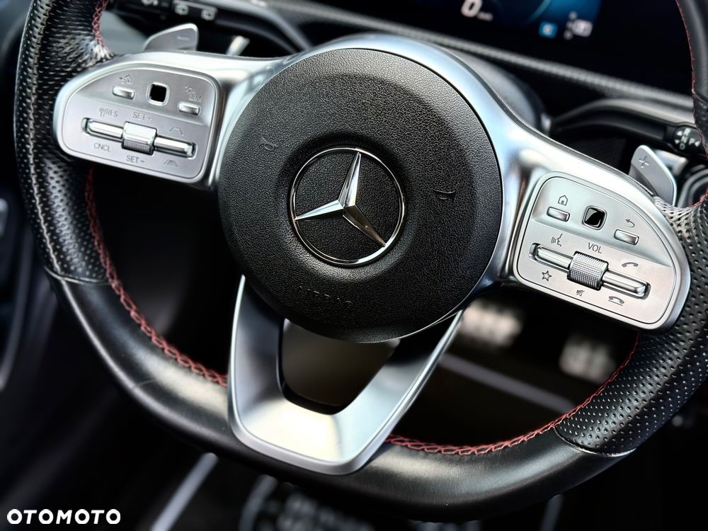 Mercedes-Benz CLA 220 d AMG Line 8G-DCT - 34