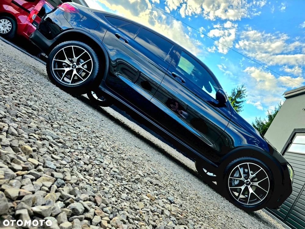 Mercedes-Benz GLC - 38