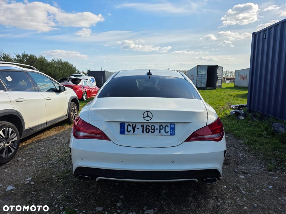 Mercedes-Benz CLA 250 7G-DCT AMG Line - 4