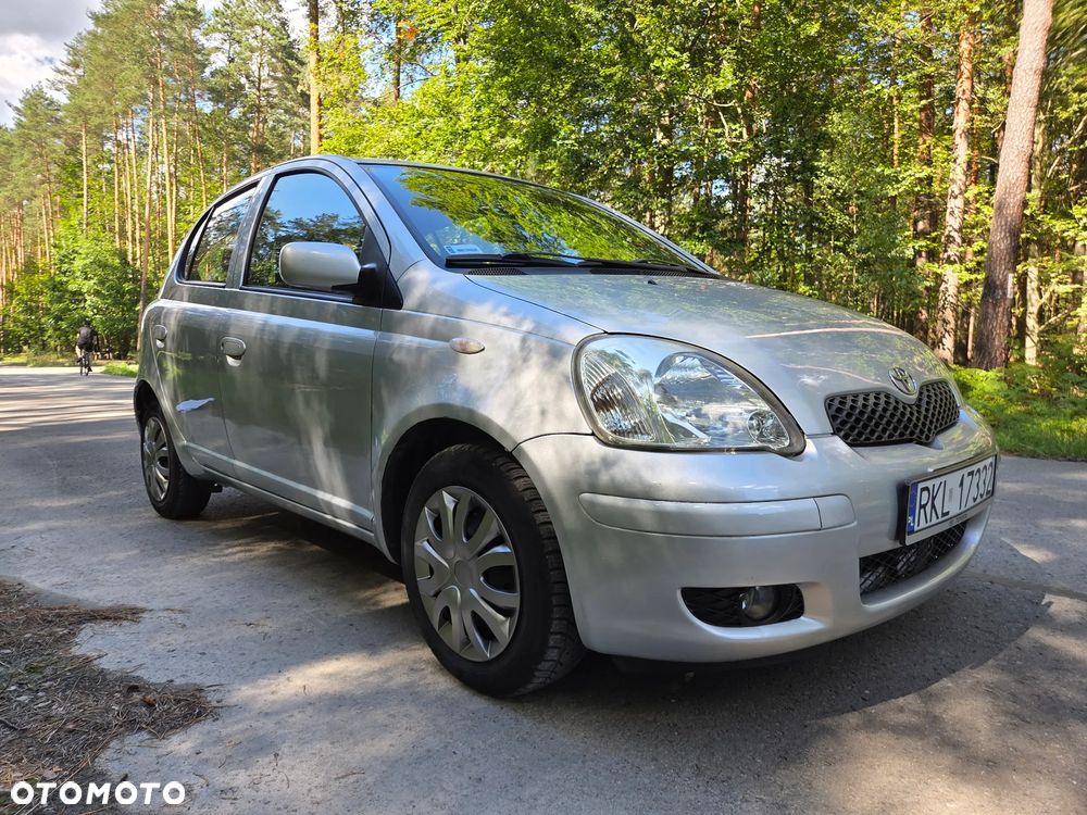 Toyota Yaris 1.0 Base - 3