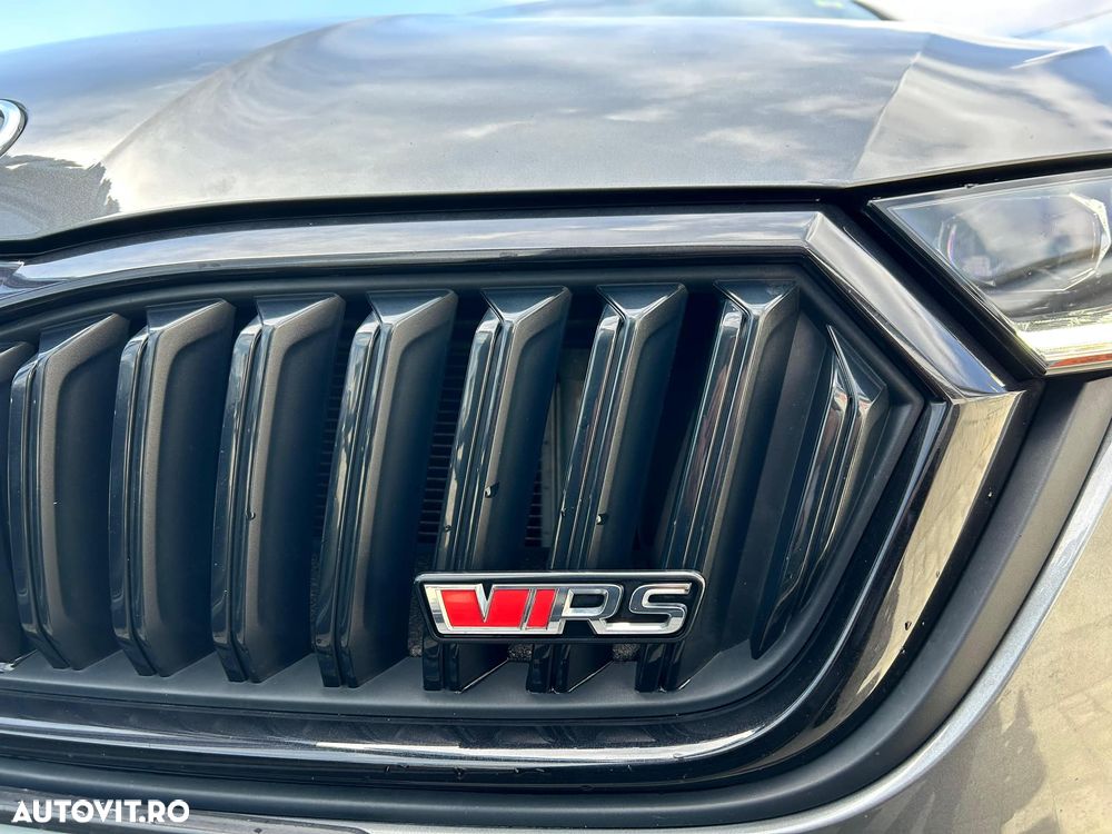 Skoda Octavia 2.0 TSI DSG RS - 29