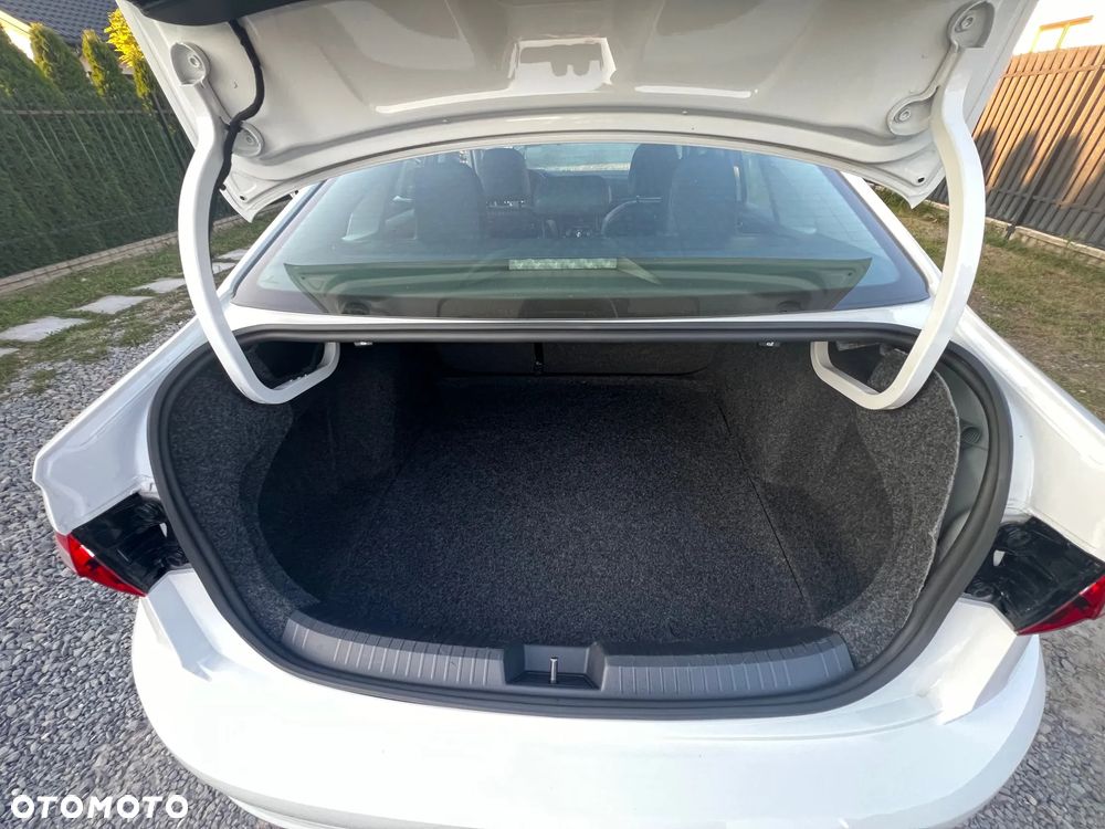 Volkswagen Jetta - 14