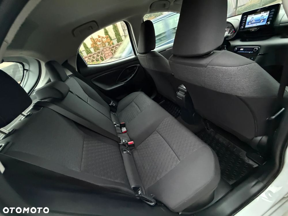 Toyota Yaris - 35