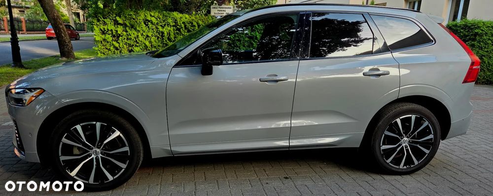Volvo XC 60 B5 B AWD Plus Dark - 12