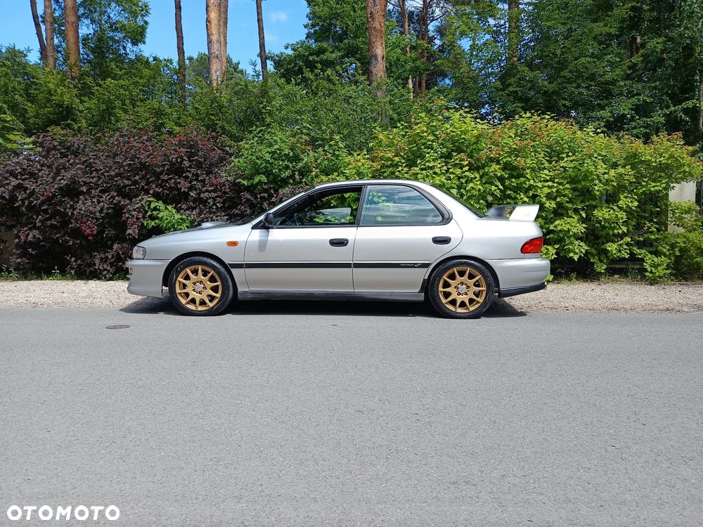 Subaru Impreza - 10