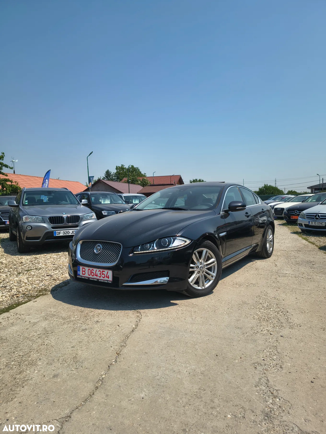 Jaguar XF 2.2D Luxury - 2