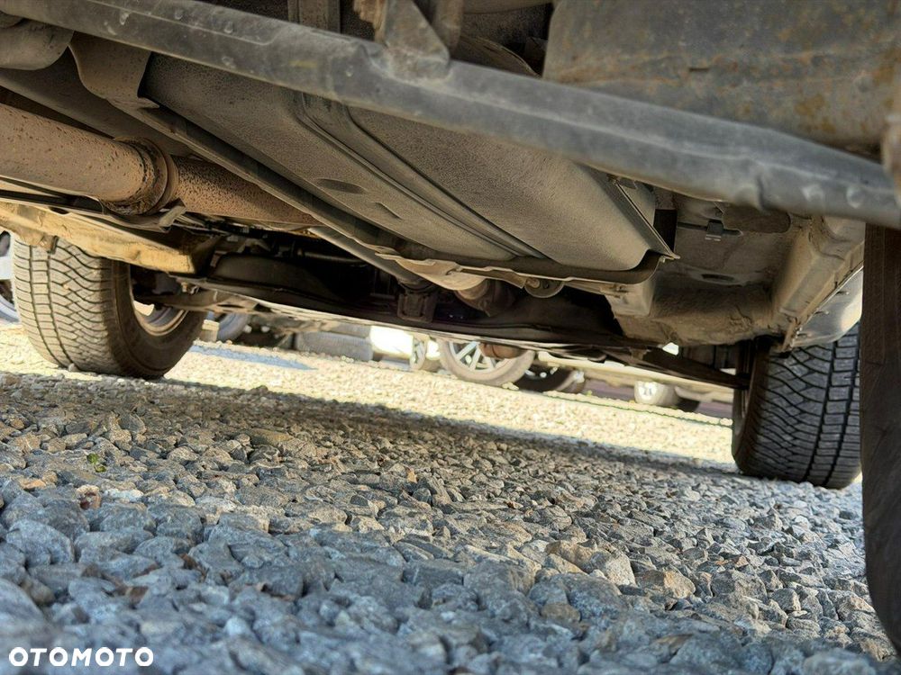 Toyota RAV4 - 12