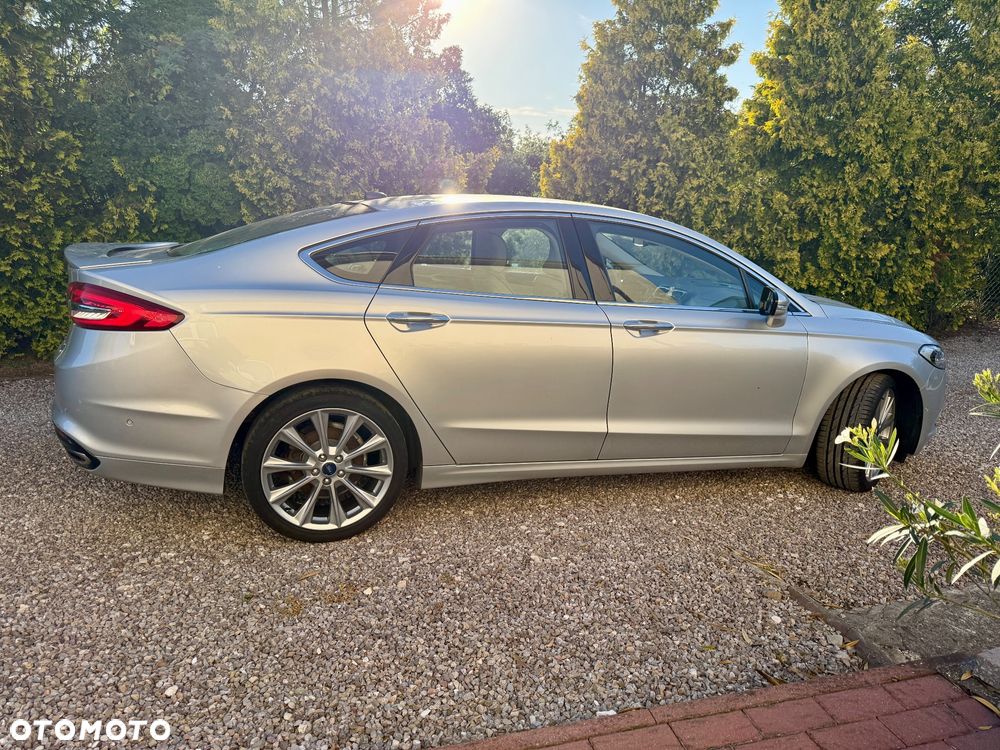 Ford Fusion - 5