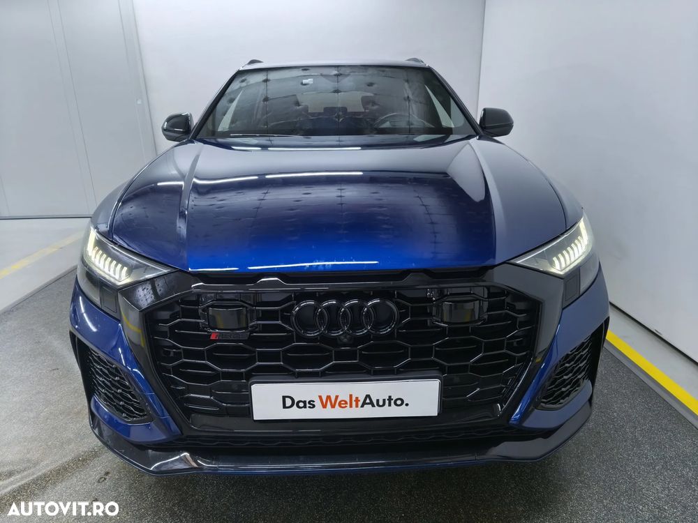Audi RS Q8 - 5
