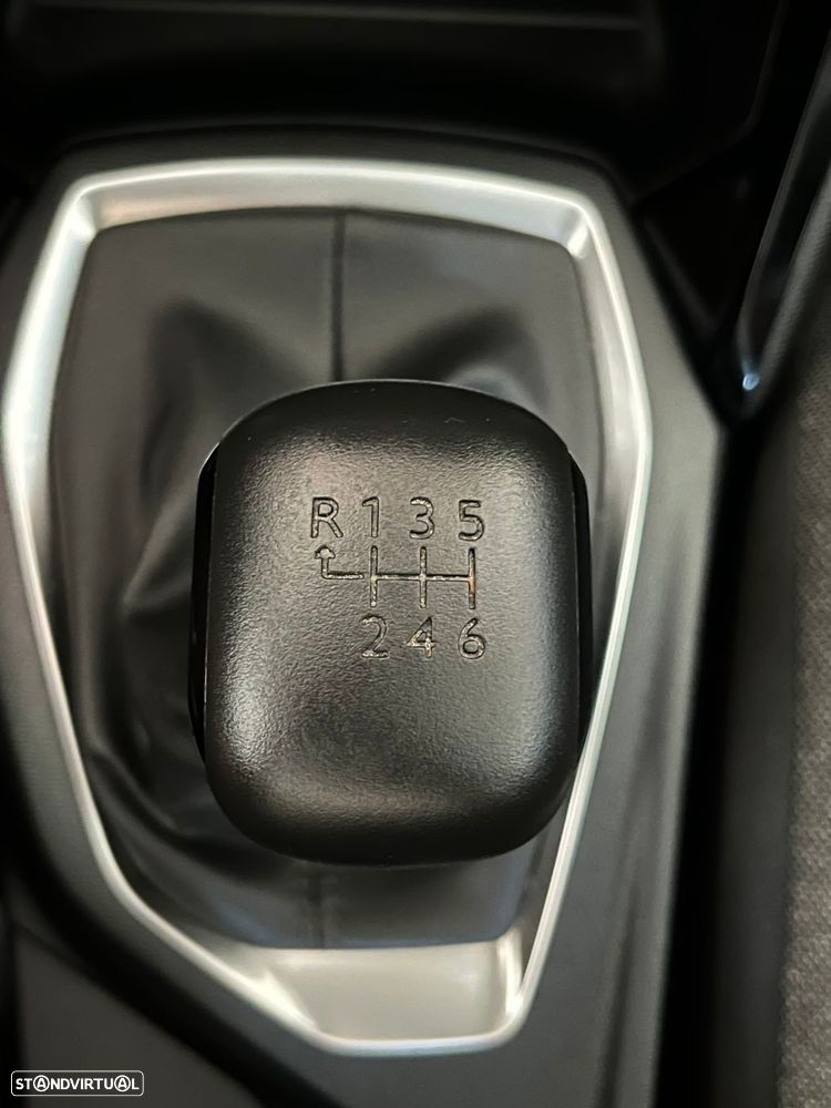 Peugeot 2008 1.5 BlueHDi Active Pack - 14