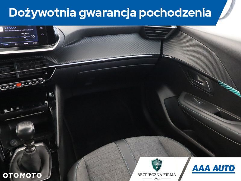 Peugeot 208 - 10