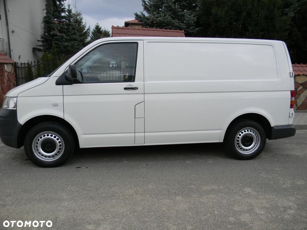 Volkswagen Transporter - 9