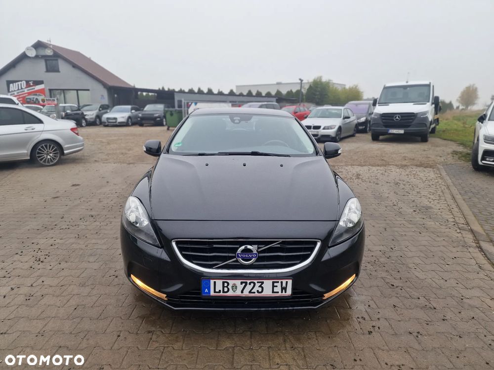 Volvo V40 D3 Geartronic Momentum - 4
