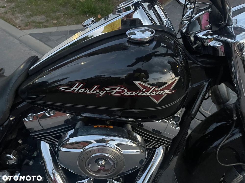 Harley-Davidson Touring Road King - 14