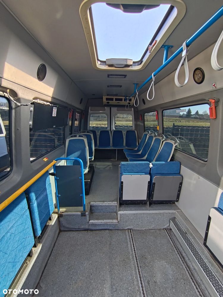 Mercedes-Benz Sprinter Mid City - 8