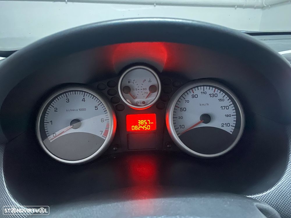 Peugeot 206+ 1.1 Urban - 6