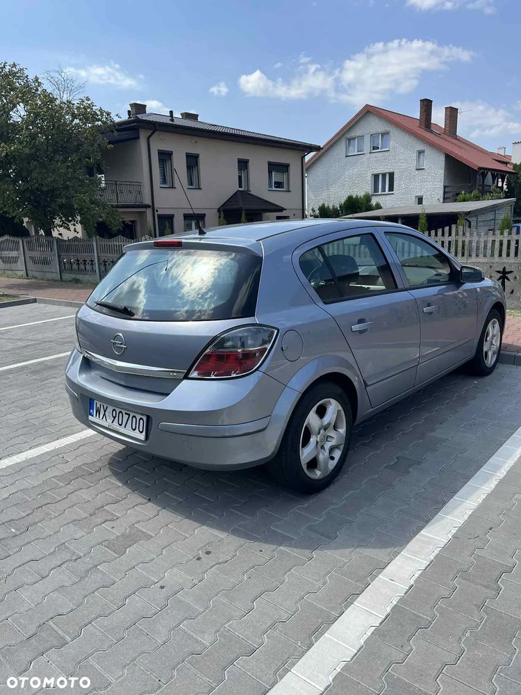 Opel Astra III 1.6 Enjoy - 5