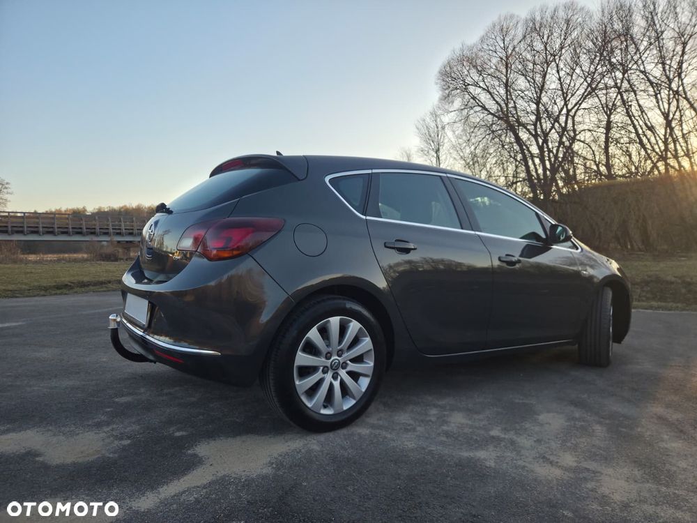 Opel Astra 1.7 CDTI DPF Cosmo - 5