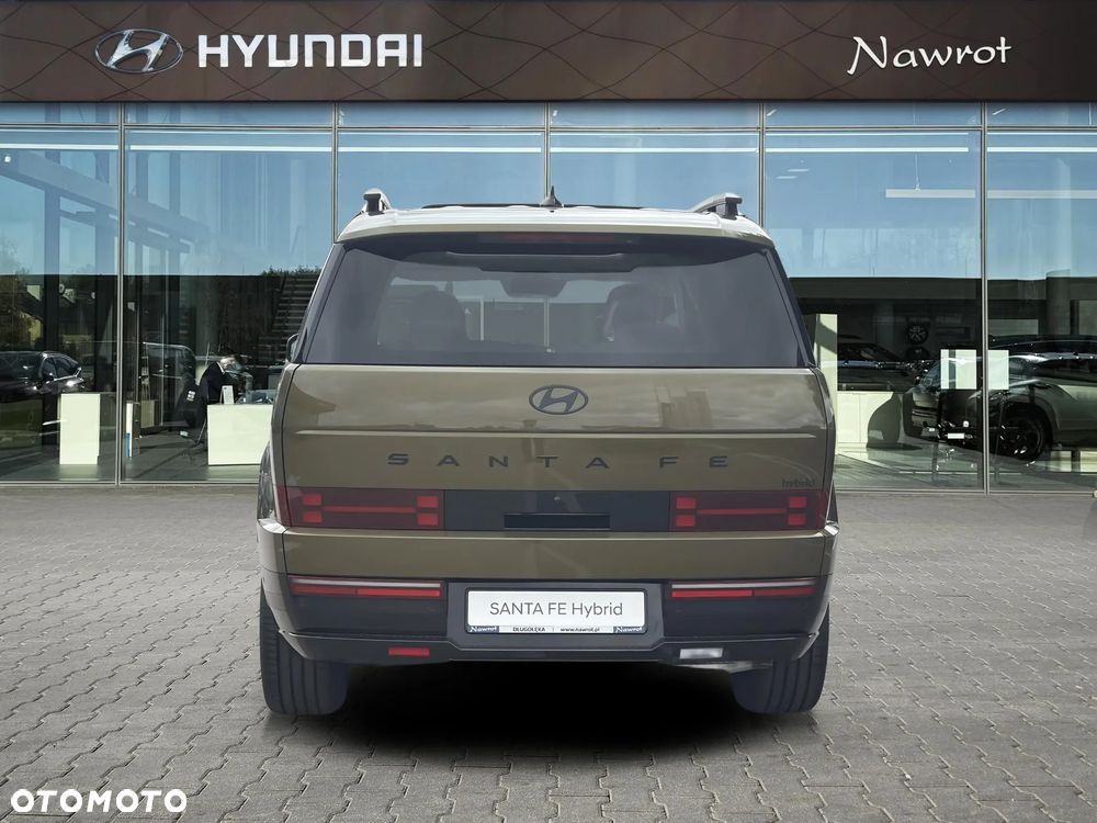 Hyundai Santa Fe - 4