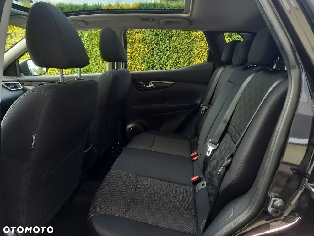 Nissan Qashqai 1.6 dCi DPF tekna - 23