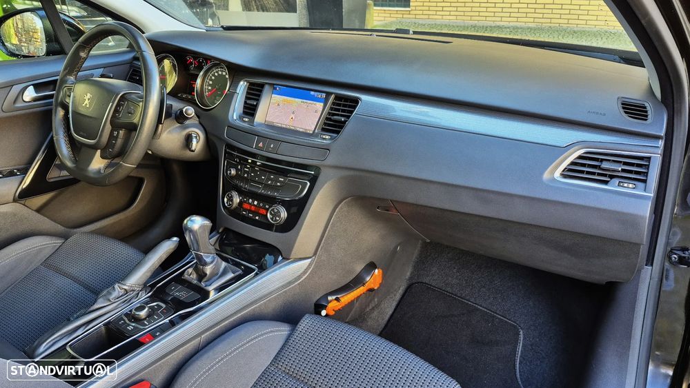 Peugeot 508 SW e-HDi FAP 110 EGS6 Active - 11