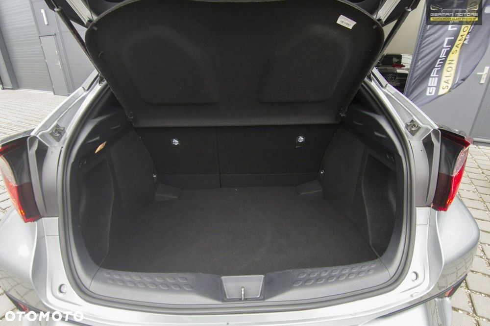 Toyota C-HR 1.8 Hybrid GPF Executive - 29