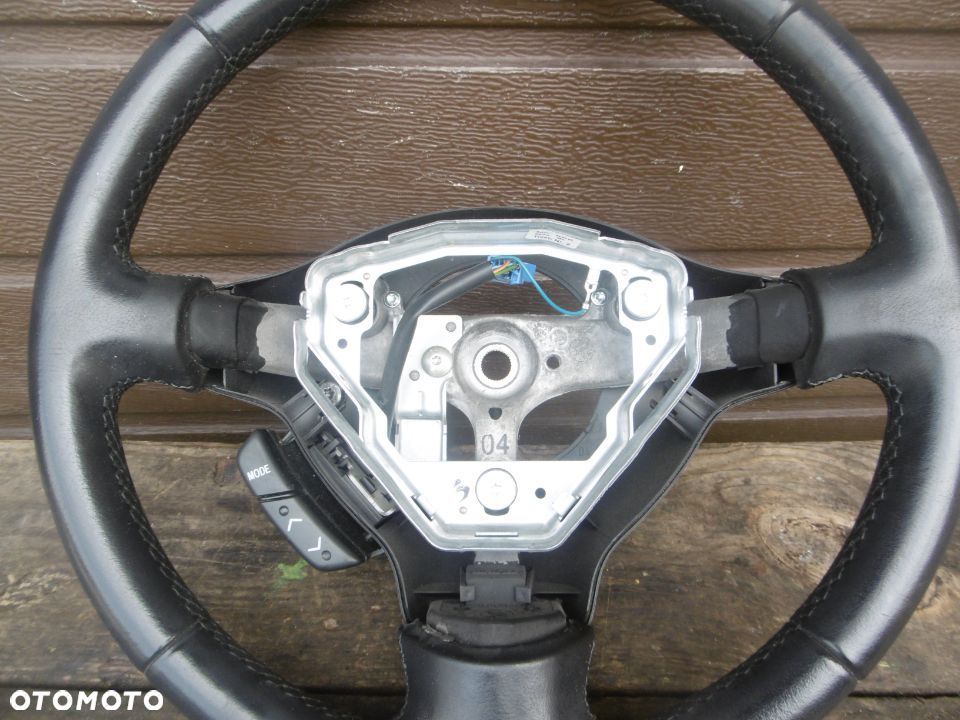 Kierownica TOYOTA YARIS I LIFT - 2