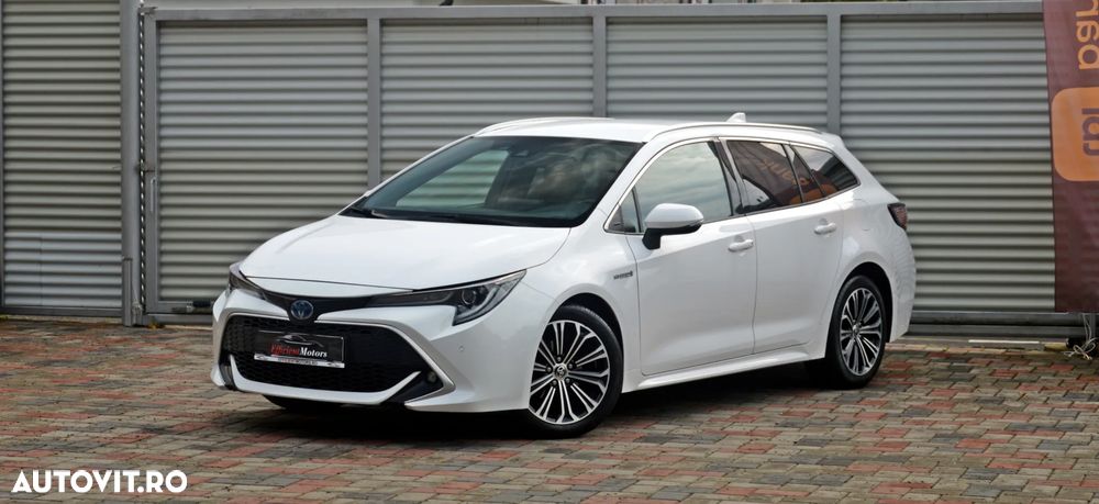 Toyota Corolla 1.8 HSD Exclusive GR Sport - 9