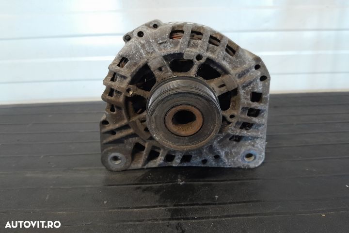 Alternator 8200537415 2543378A SG12B105 8200537415 2543378A SG12B105 - 1