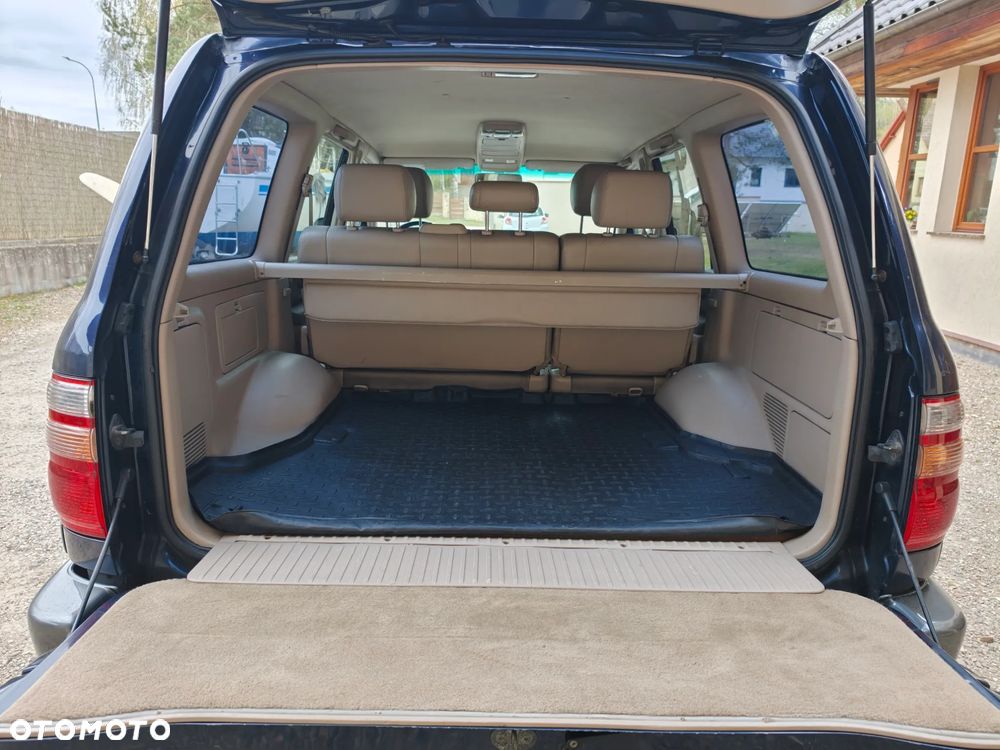Toyota Land Cruiser - 14