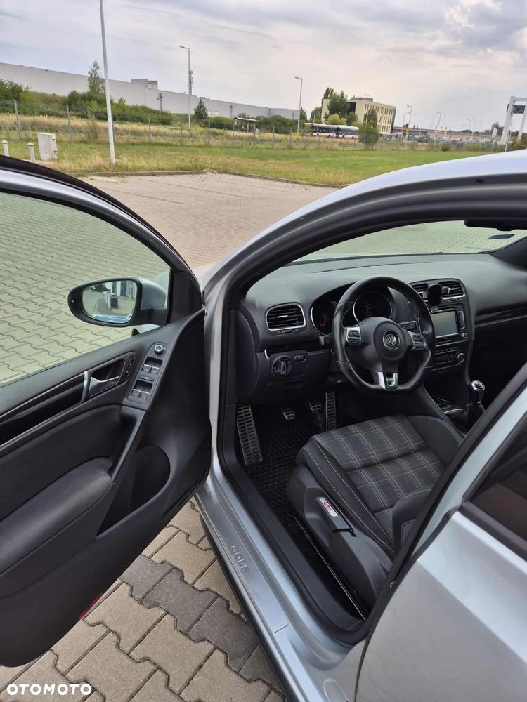 Volkswagen Golf VI 2.0 TDI GTD - 10