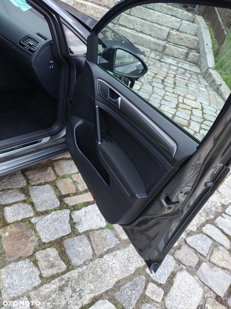 Volkswagen Golf - 14
