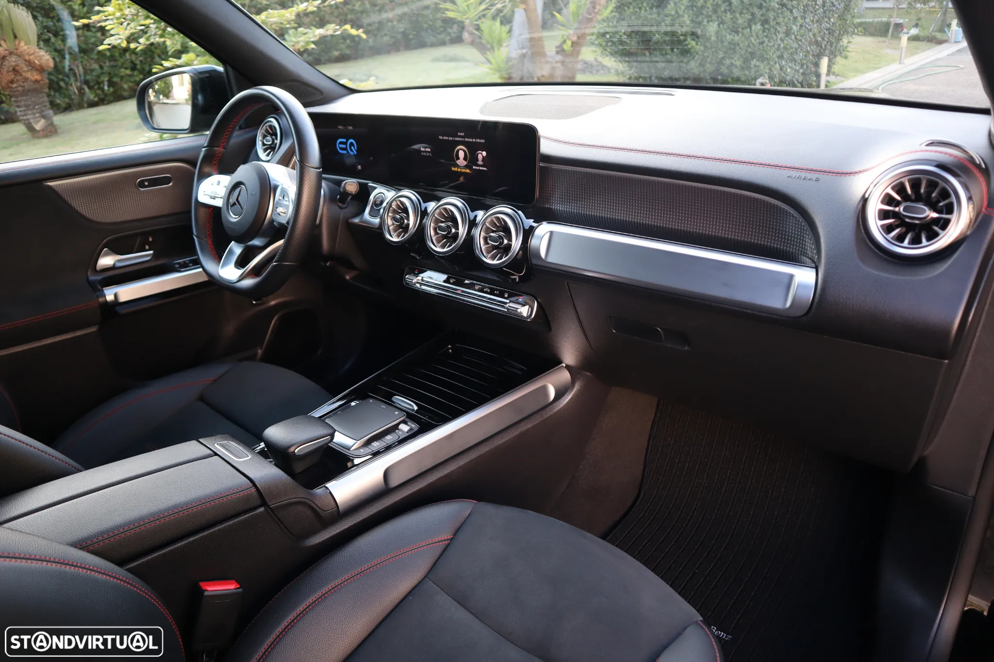Mercedes-Benz EQB 250+ AMG Line - 24