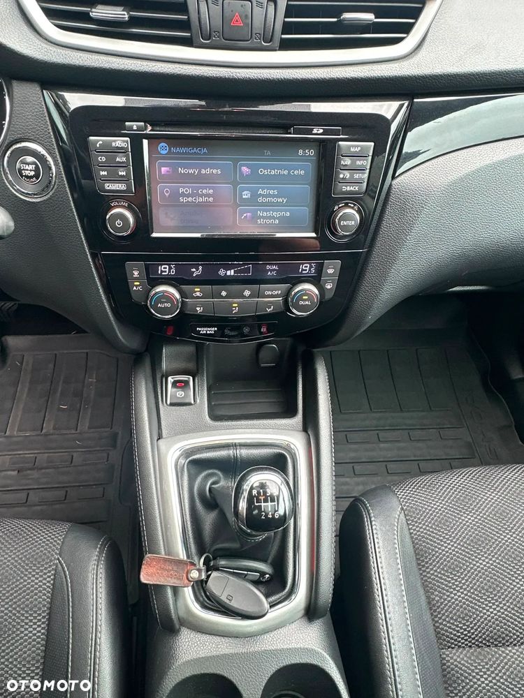 Nissan Qashqai 1.2 DIG-T Tekna - 26