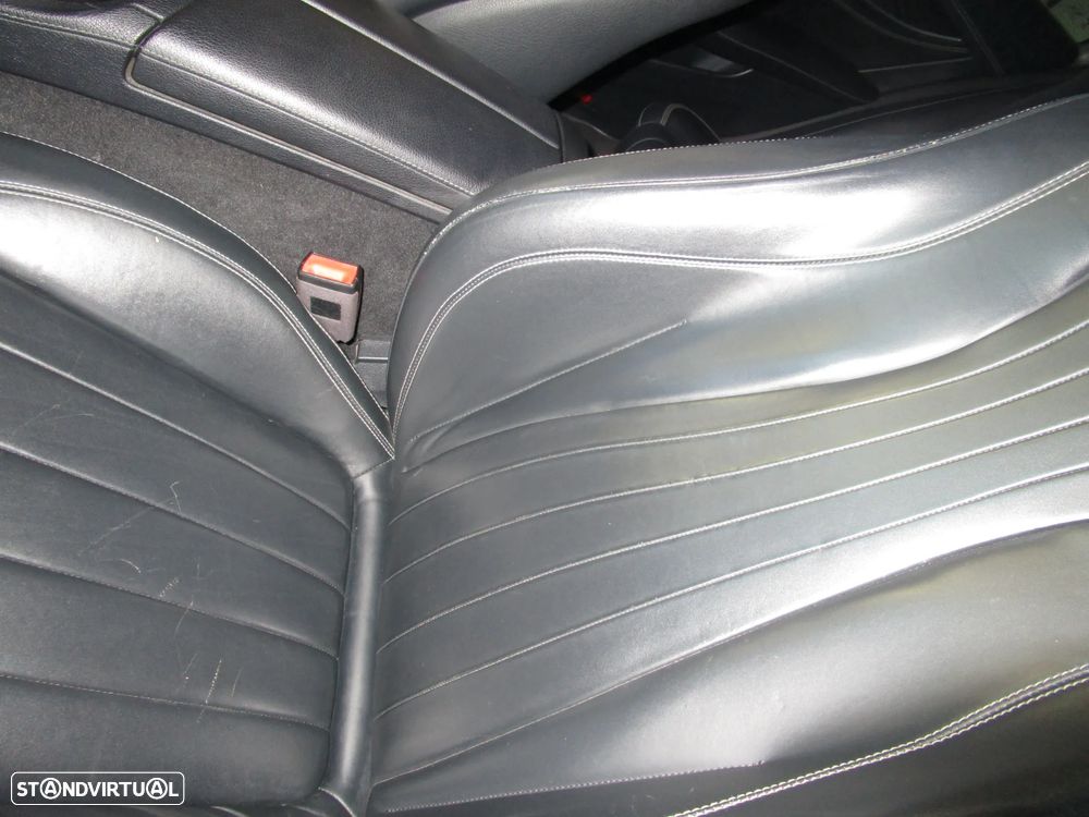 Mercedes-Benz E 220 d 4Matic All-Terrain 9G-TRONIC Exclusive - 11