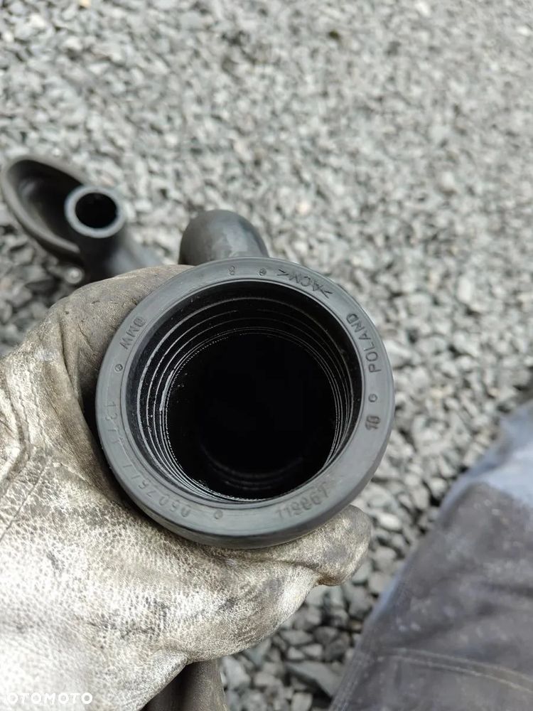 BMW E60 E61 2.5d 3.0d Wlot Powietrza Kolano Dolot 7786013  7792090 - 7