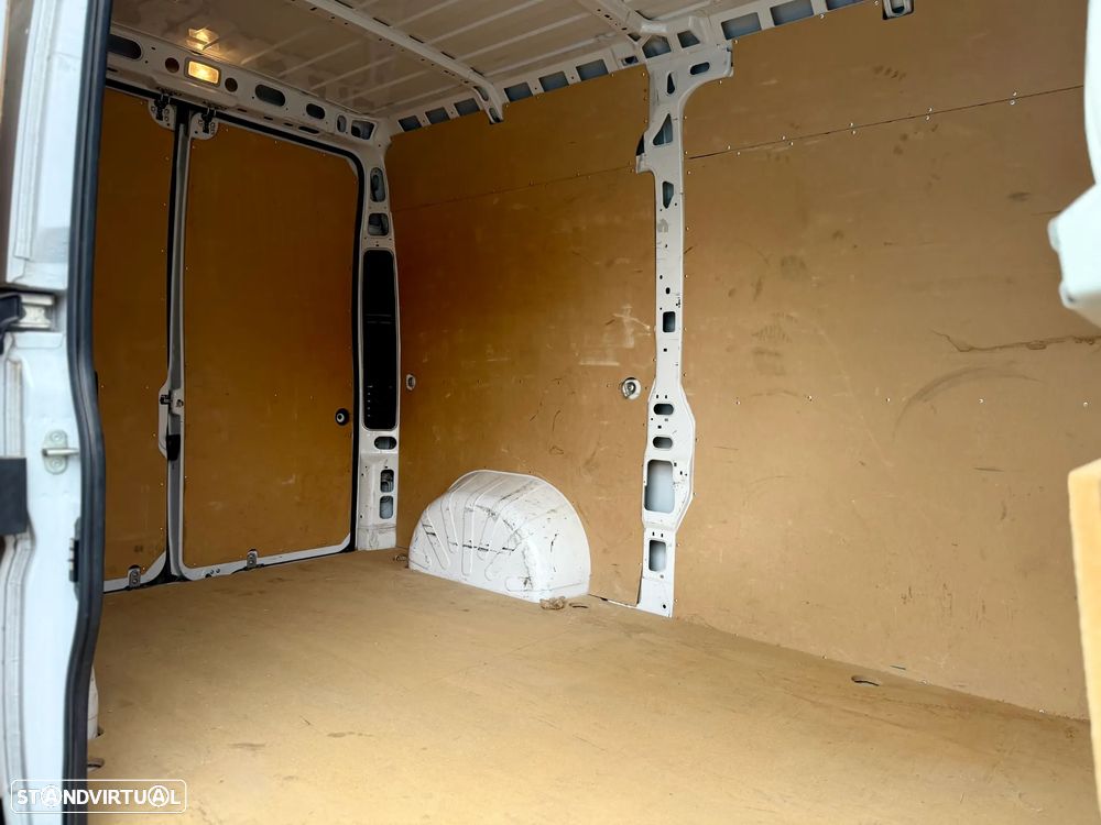 Fiat DUCATO 2.2 M-Jet L2H2 140Cv | IVA DEDUTÍVEL - 23