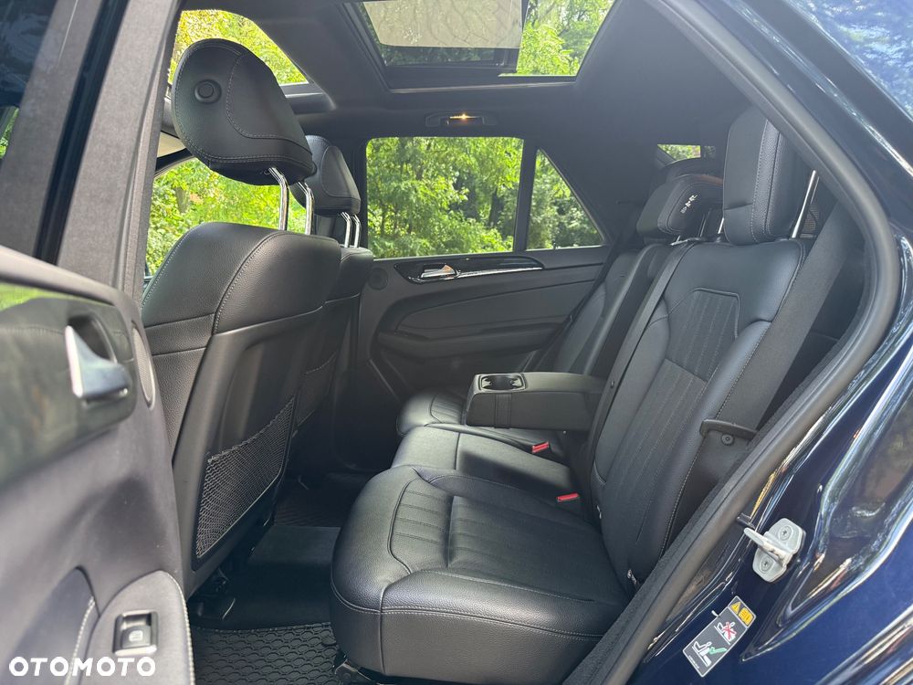 Mercedes-Benz GLE 350 d 4-Matic - 25