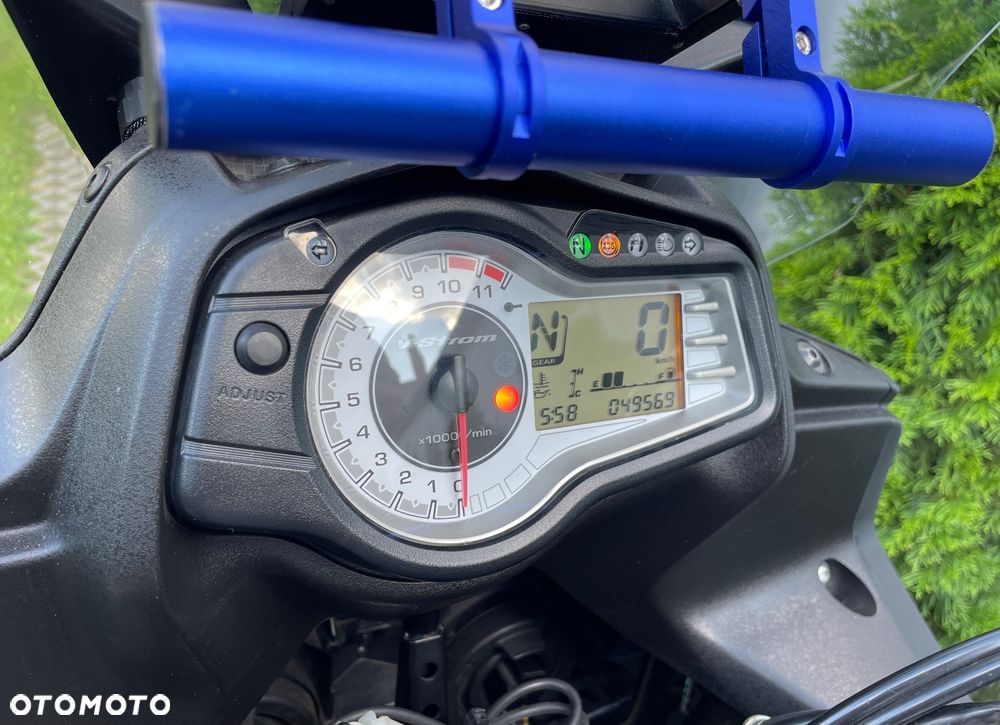 Suzuki V-STROM - 6