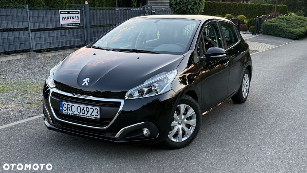 Peugeot 208 - 14