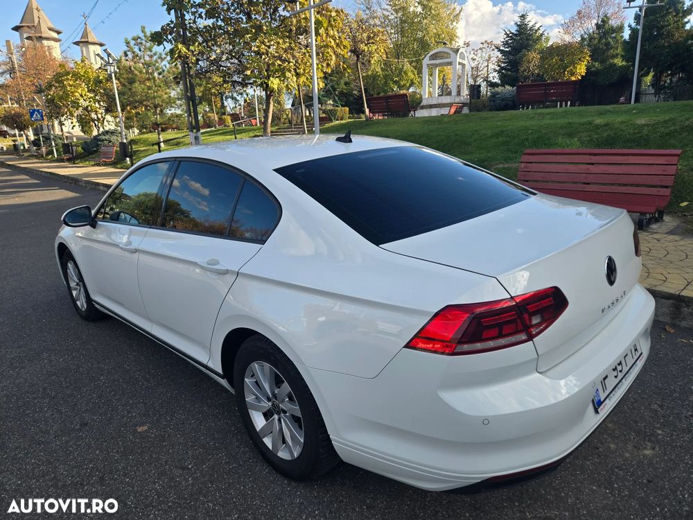 Volkswagen Passat 2.0 TDI DSG Comfortline - 3